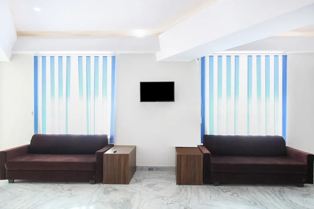 OYO 35787 Hotel Lotus