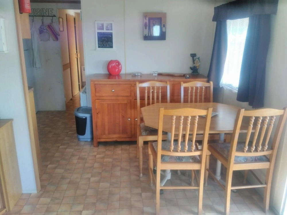 Bungalow With 2 Bedrooms in Pordic, With Enclosed Garden and Wifi