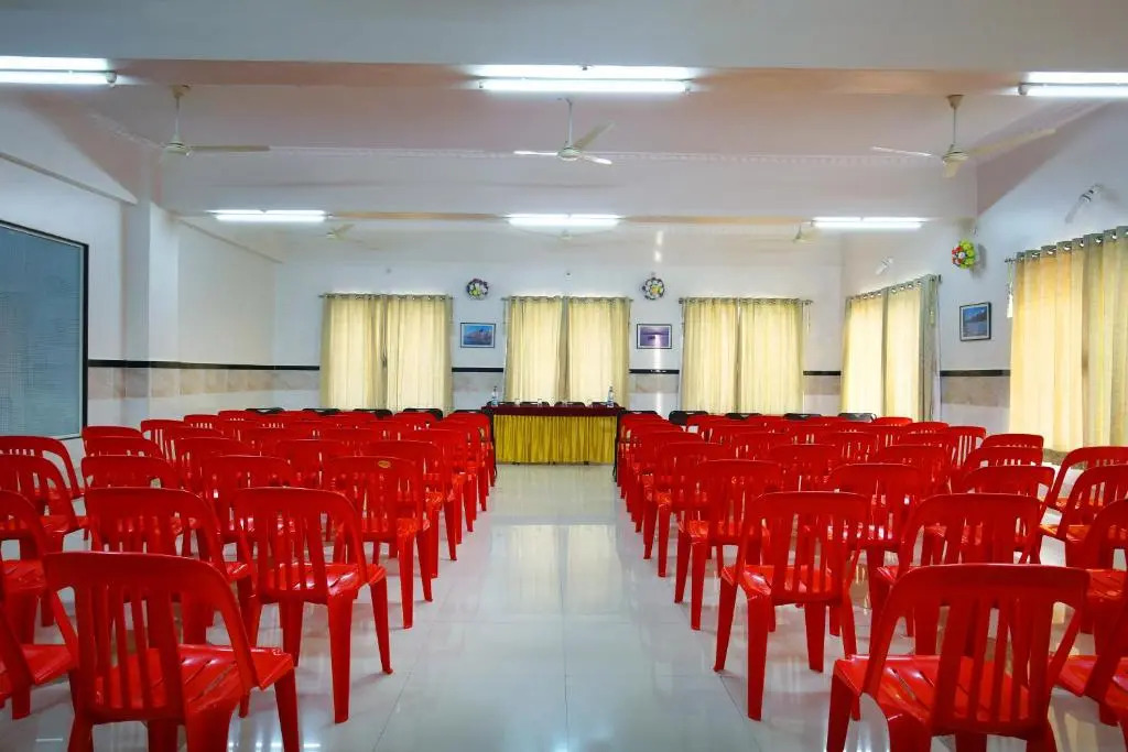 Hotel Girija