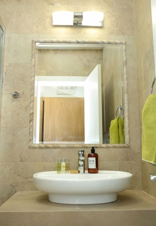 FM Luxury 1-BDR Apartment - Dream & Love