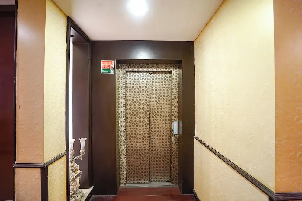Fabhotel Nfc Royale
