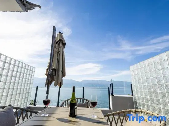 Yiju Sea View Homestay (Dali Erhai Branch)