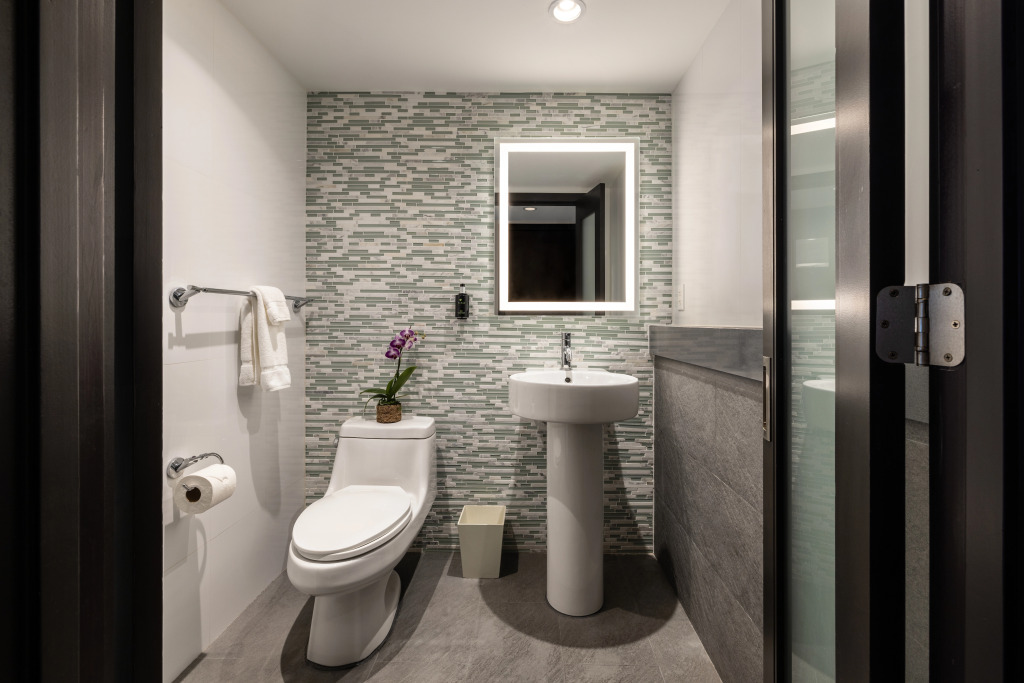 The Palms Hotel & Spa