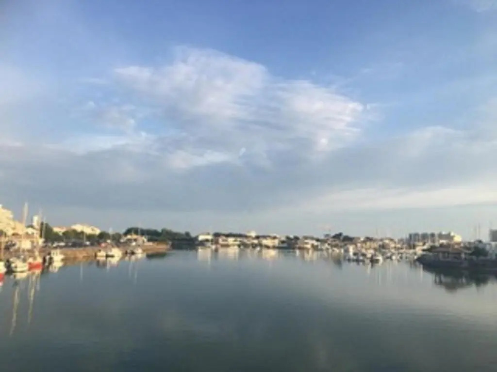Appartement avec vue imprenable sur le port