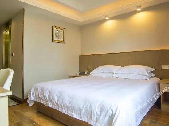 Xinrong Hotel