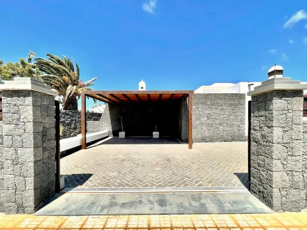Playas Blanca Pool Private Villas