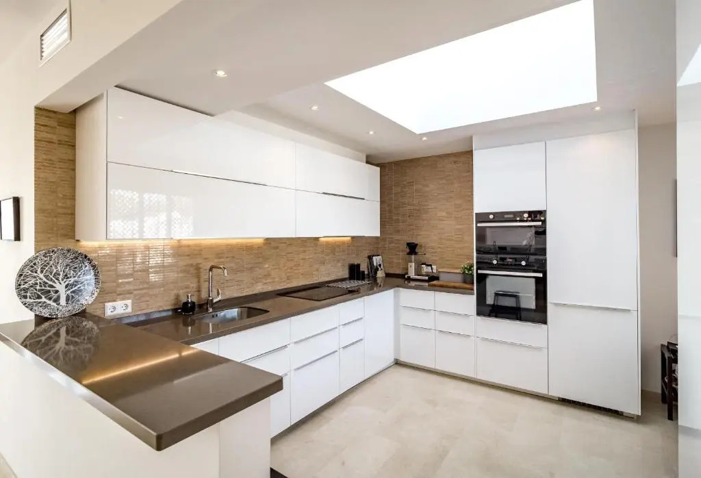 MA2- Sea views, walking distance to Puerto Banus