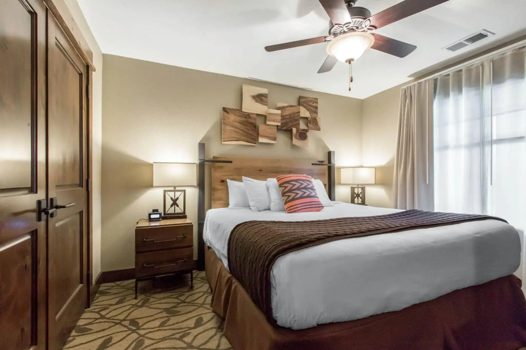 Hilton Grand Vacation Club Paradise Point Hollister