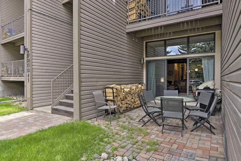 Newly Upgraded Avon Condo w/ Pool & Hot Tub Access