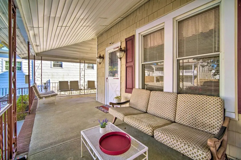 Family-friendly Wildwood Apt: Bike to Beach!