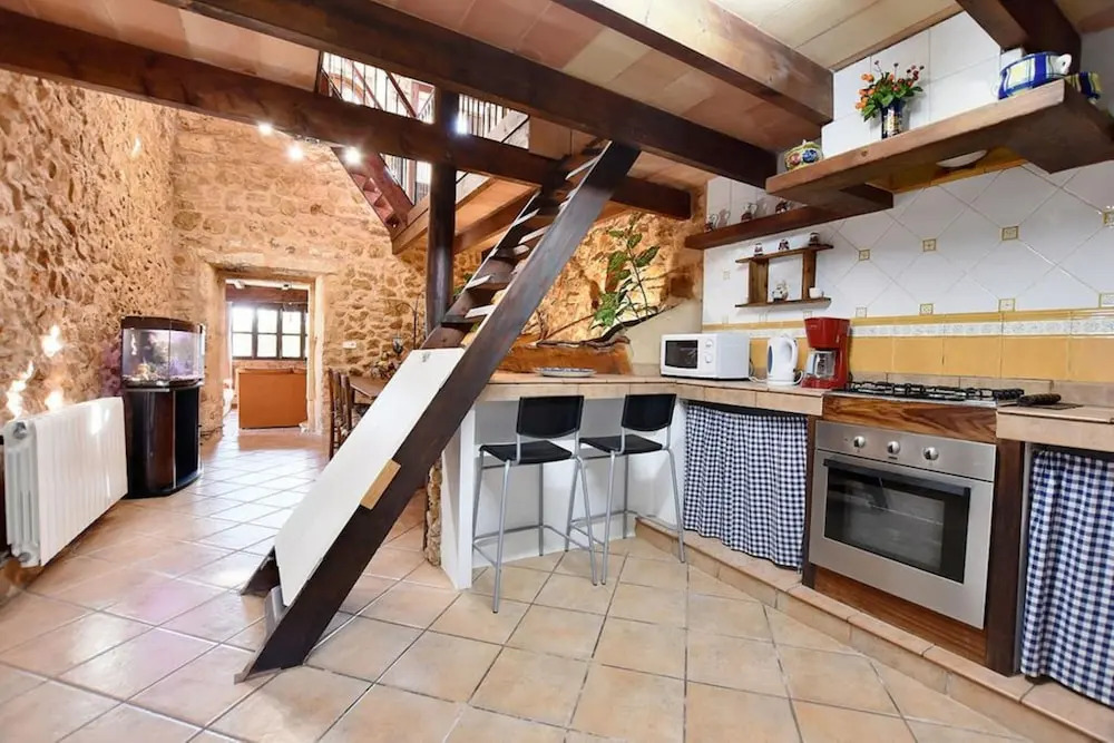 Villa - 4 Bedrooms with Pool - 107803