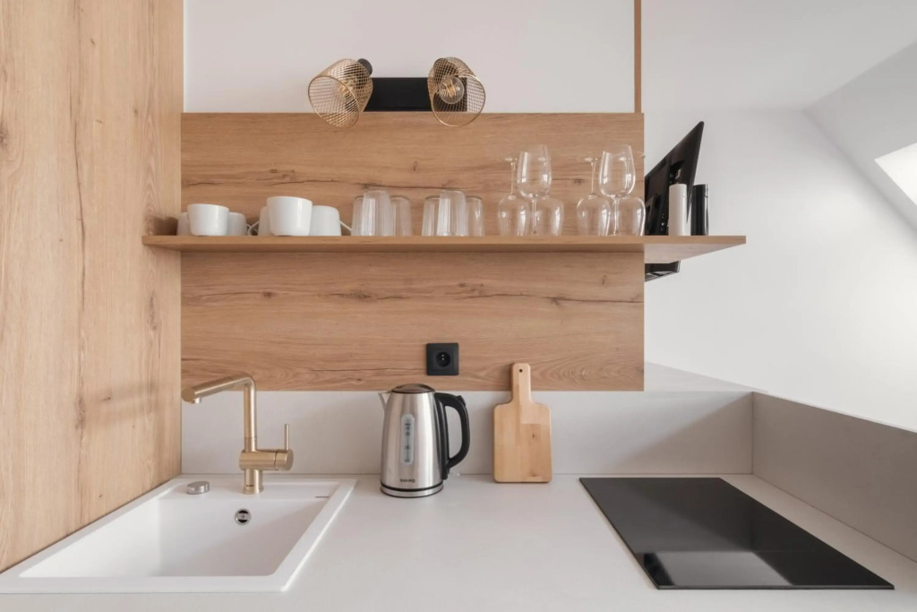 Prague Days - Minimalistic Studio with Netflix and View to National Museum