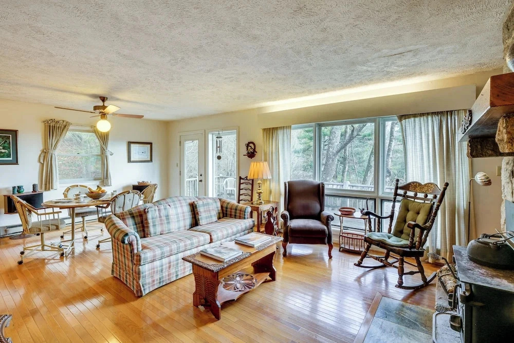 Ski, Hike & Unwind: Mtn-view Gem w/ Deck in Boone