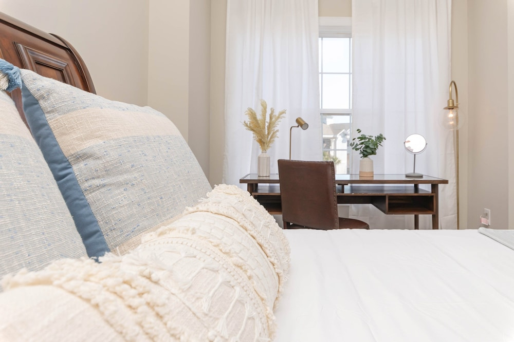 Magnolia North 4878-304