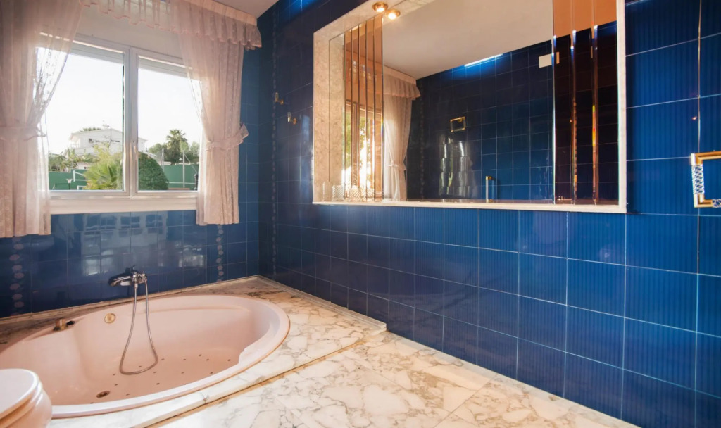 Bfa 1 - Casa Con Piscina, Pista De Tenis, Jardin,