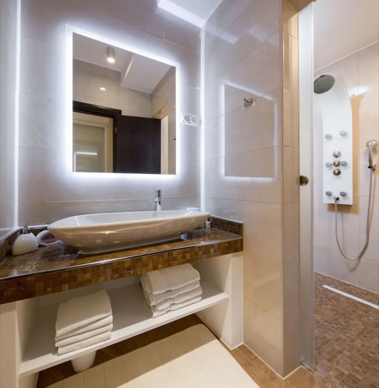 Luxury at Villa Cama - Your dream vacation Rental