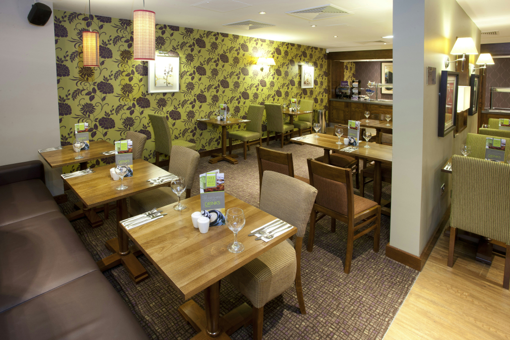 Premier Inn Inverness Centre - River Ness