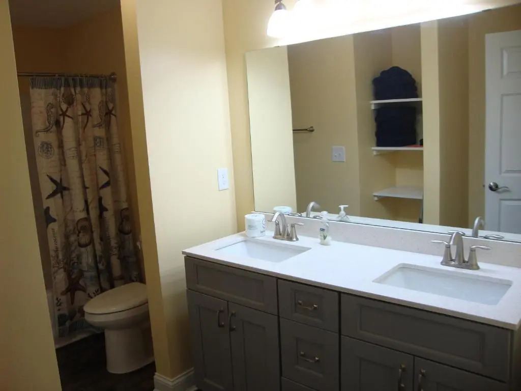 Put-in-Bay Waterfront Condo #211