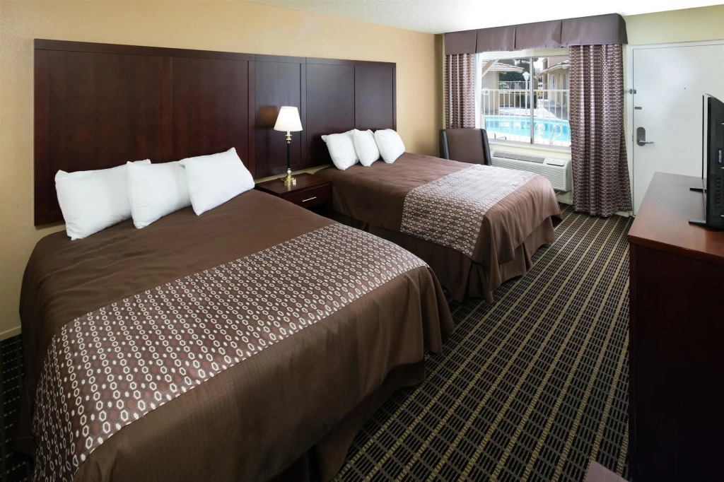 GuestPlace Inn & Suites