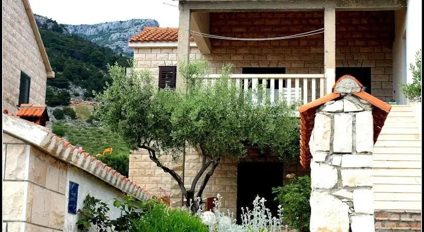 Apartments Pina