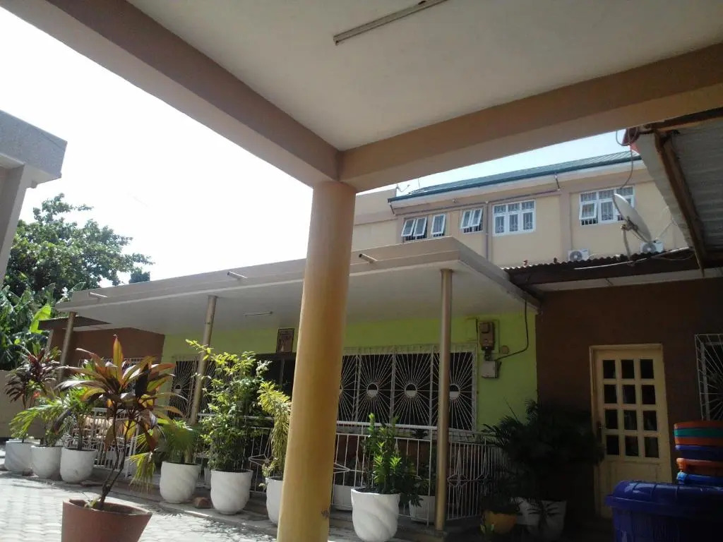 Feehis Place