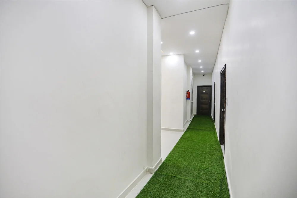 FabHotel Frolic Luxury Stay