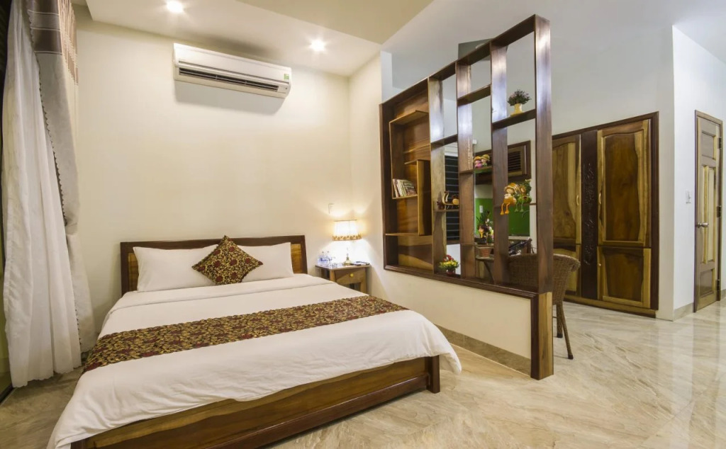 Nice House Hotel