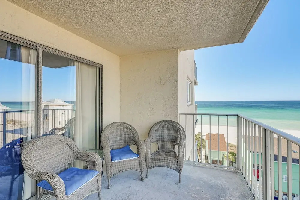 Regency Towers PCB Condo: Beach Access & 2 Pools
