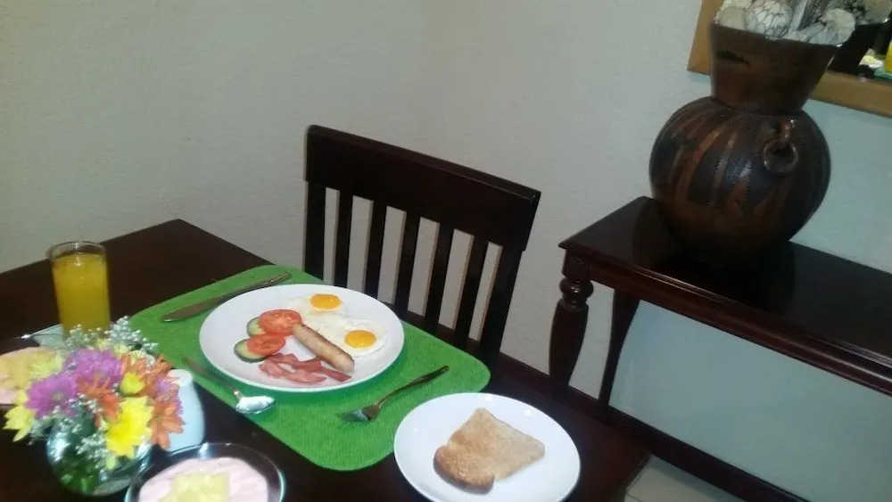Sollunaa Guesthouse