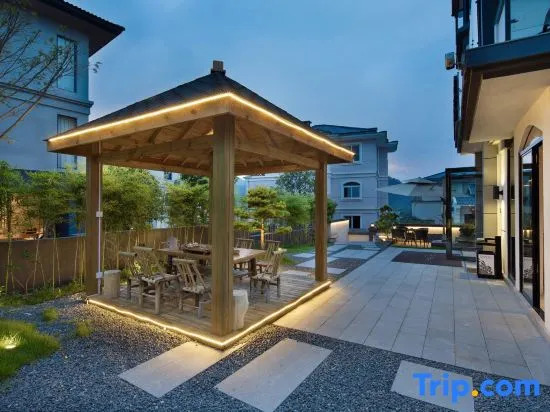 Wuyishan Yunhai Banduo Villa (Sangu Resort Impression Dahongpao Theater Store)