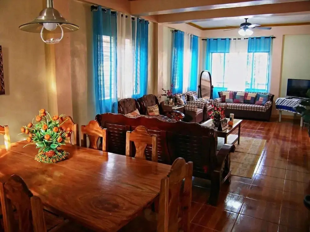 R&E Bed & Breakfast