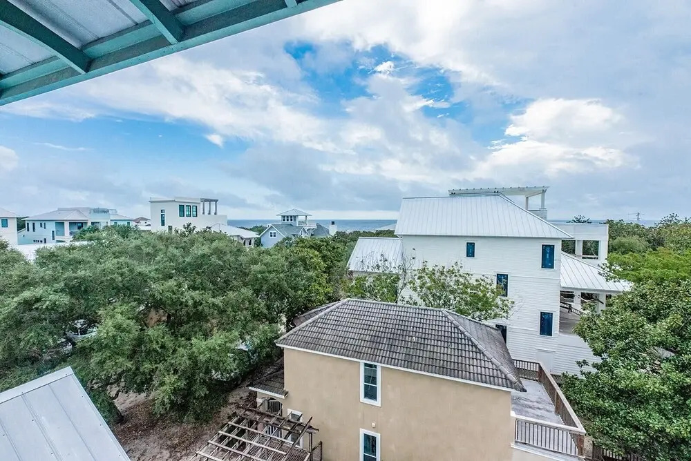 Azalea Abbey by Avantstay 350ft to Beach! w/ Pool, Outdoor Kitchen & Amazing Views