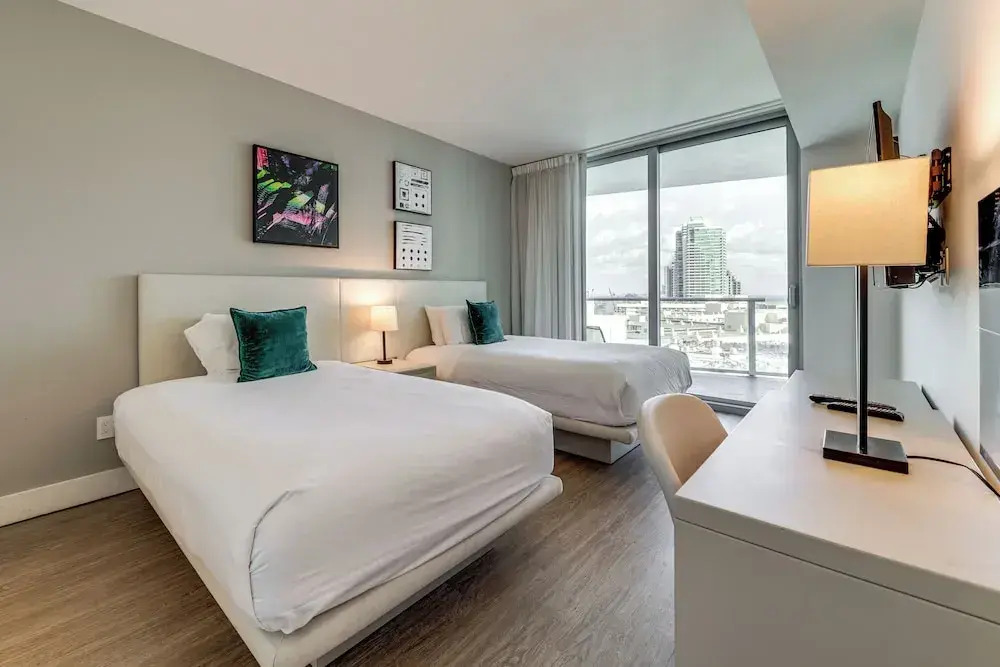 Luxe Condo w/ Hallandale Beach Oceanfront View!