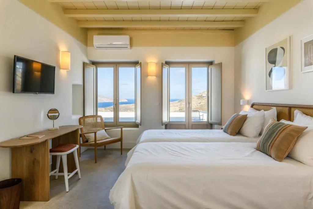 Camarades Mykonos