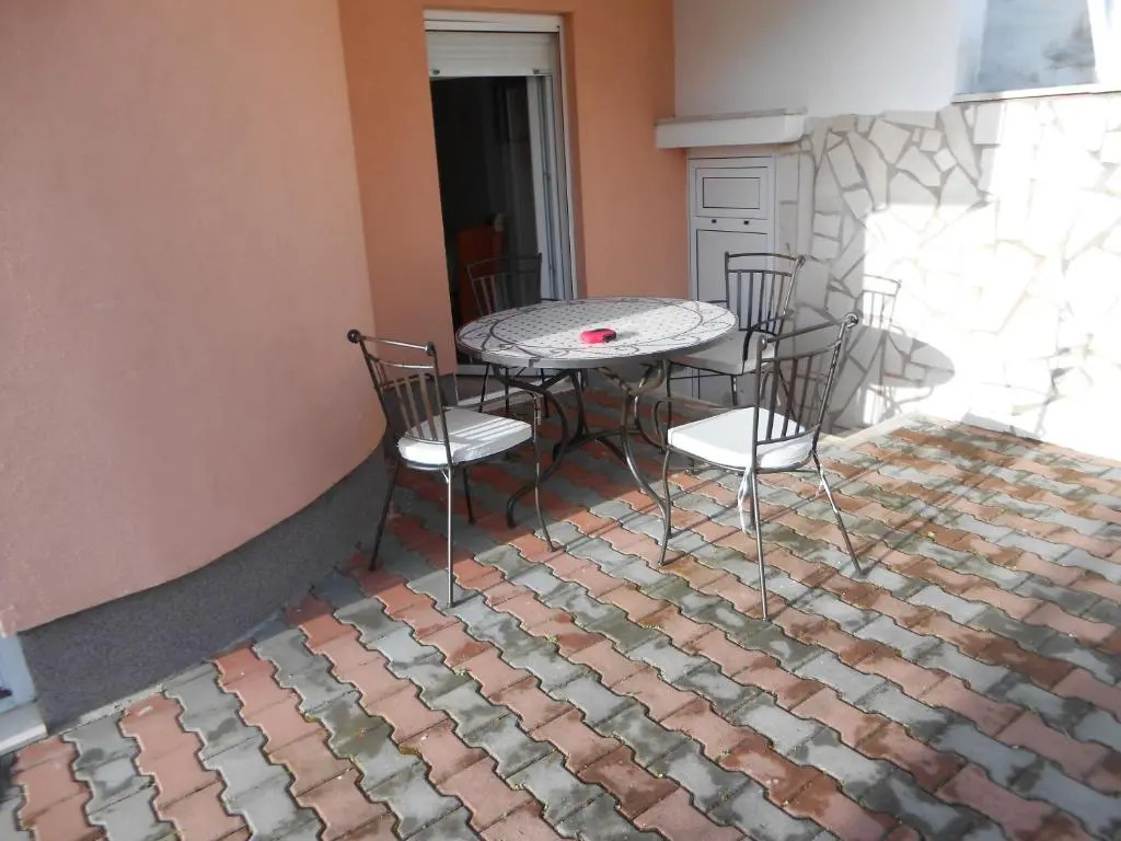 Apartments Luvi
