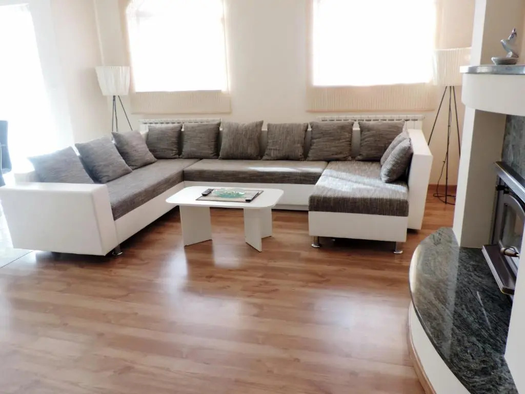 Apartment Stipe