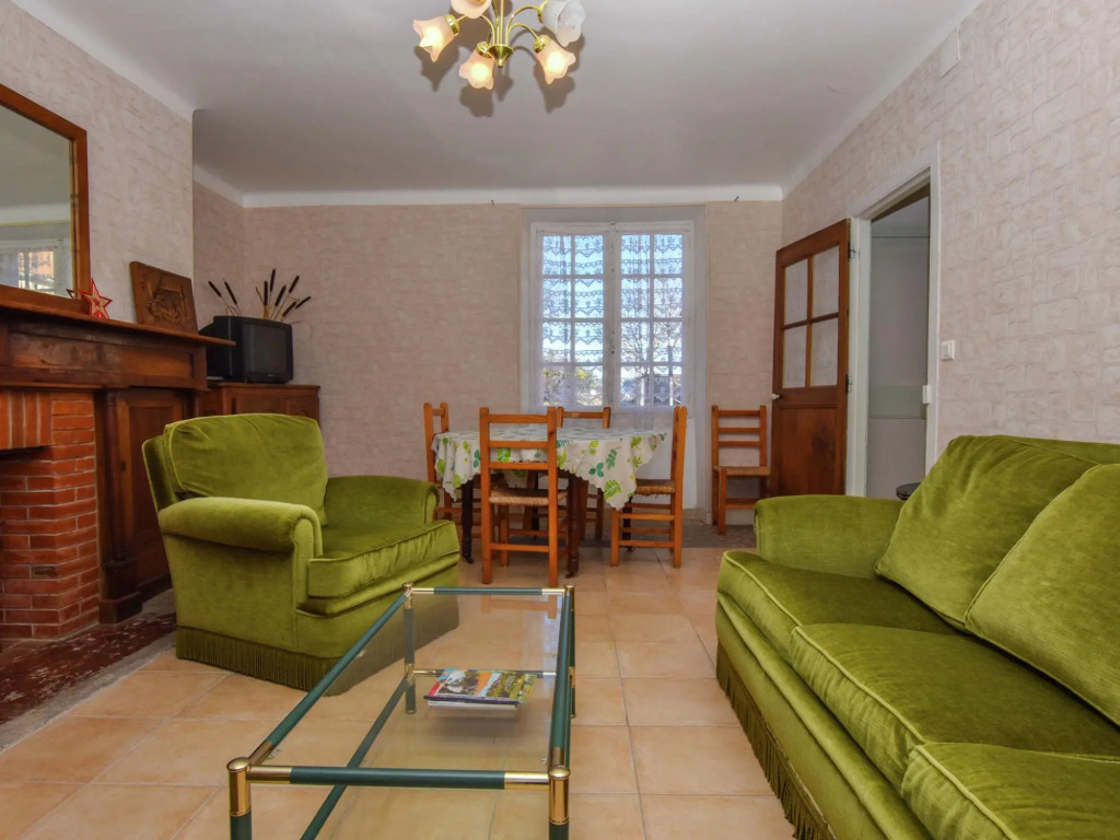 Vintage Retreat in Montfaucon