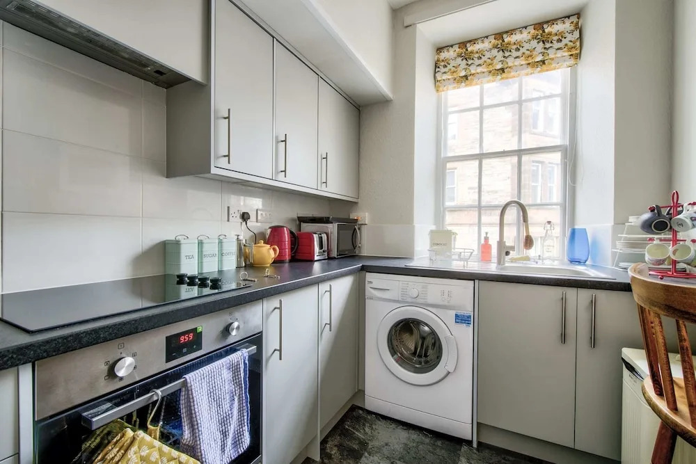 Tara House - Cosy zero-waste flat near Edinburgh Old Town and the Meadows