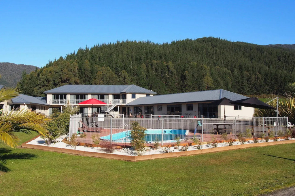 Linkwater Motel