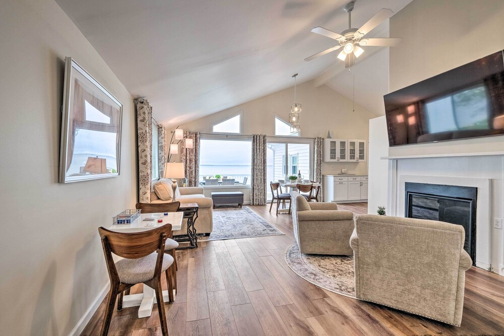 Waterfront Cottage w/ Private Beach + Deck!