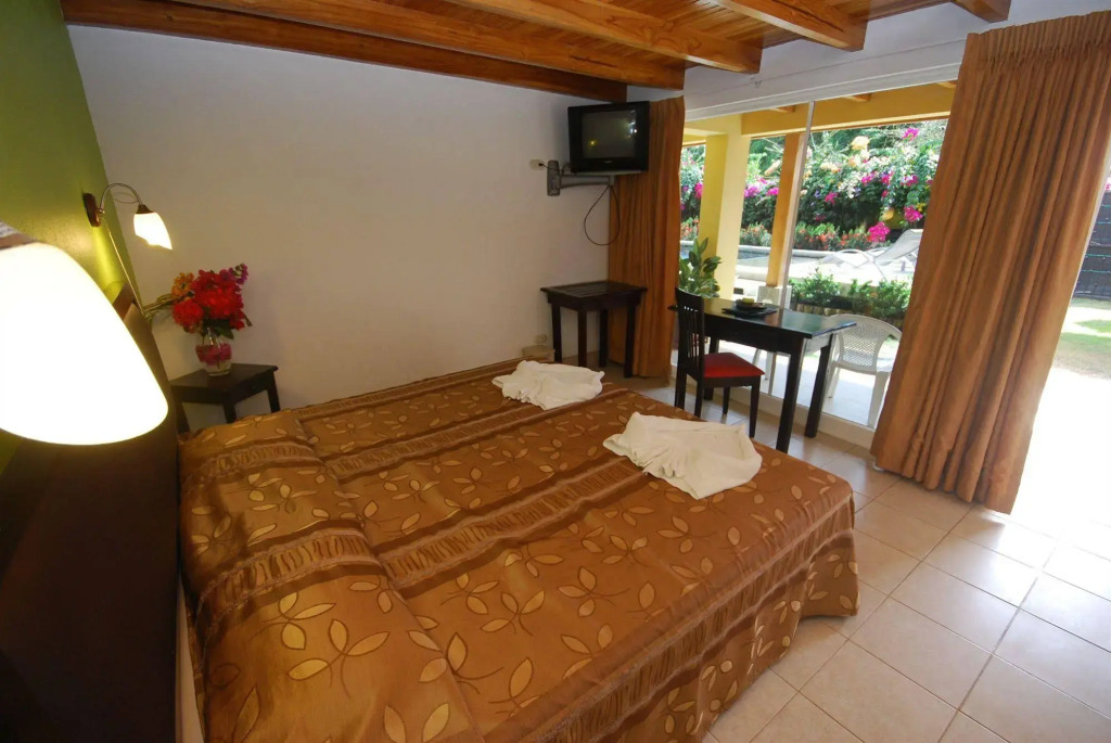 Samara Palm Lodge