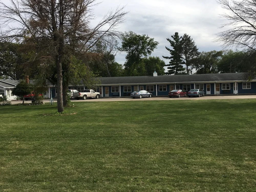 Gibson City Inn