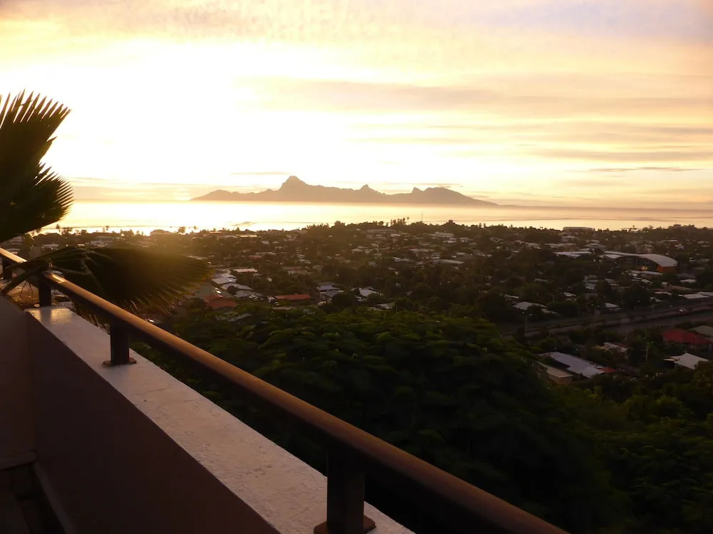 Sweet Home in Tahiti