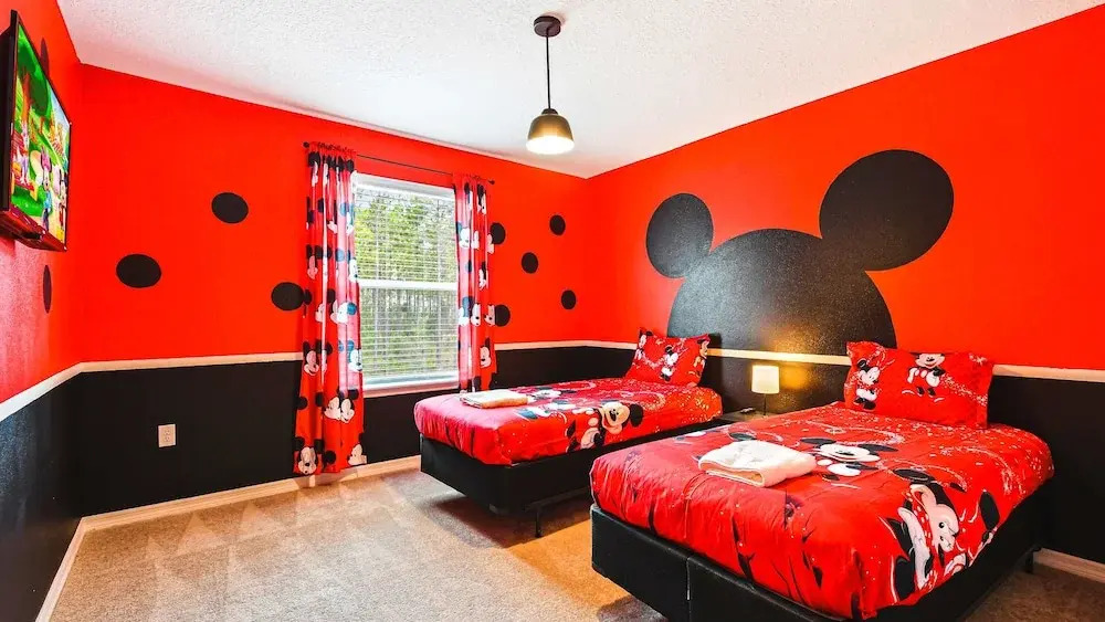 No Rear neighbor 6br private Home Pool Spa Disney