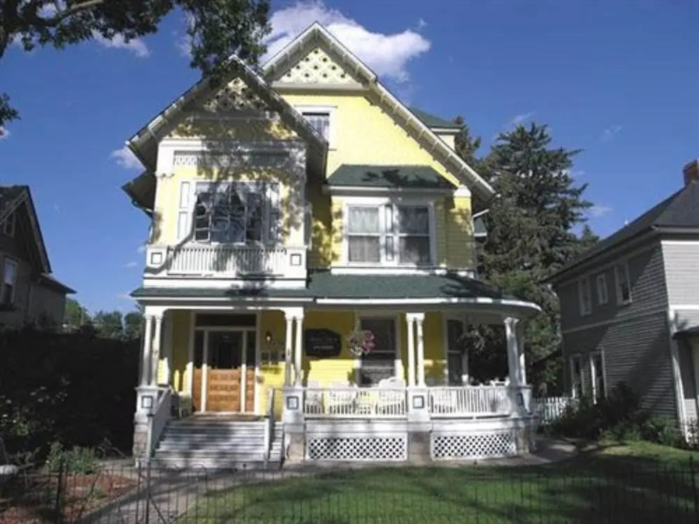 Lennox House Bed & Breakfast