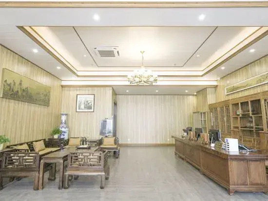 Fangcheng Port Zhenru Hotel
