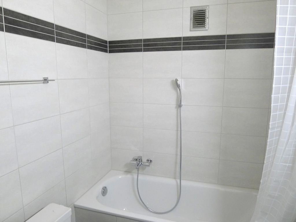 Apartment Les Bruyères 25 by Interhome