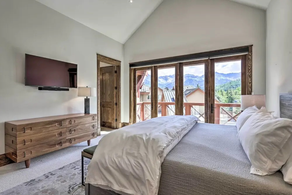 Luxurious Ski-in/ski-out Telluride Penthouse!
