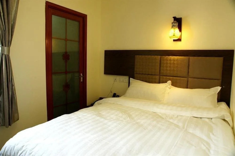Chengdu Brocade Inn