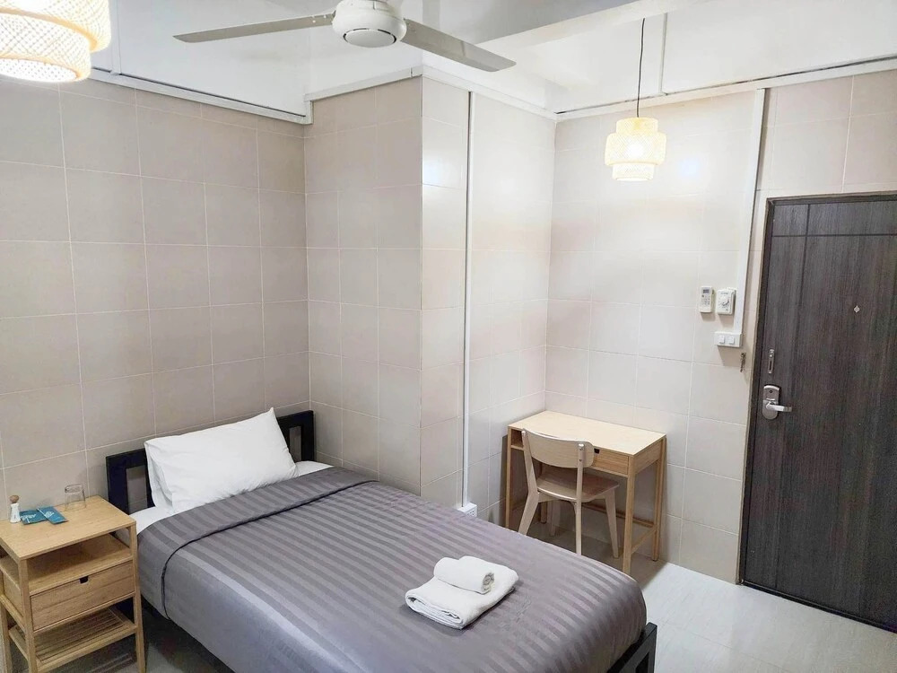 Canal View Lo-ha guest house, Contactless Check-in